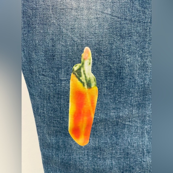 Off-White Designer Unique Denim Girl Skeleton Caution Graphic Jeans Size 36 - Picture 9 of 17